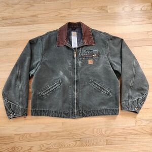 Carhartt Men's Relaxed Duck Detroit Jacket in Olive with Brown Collar